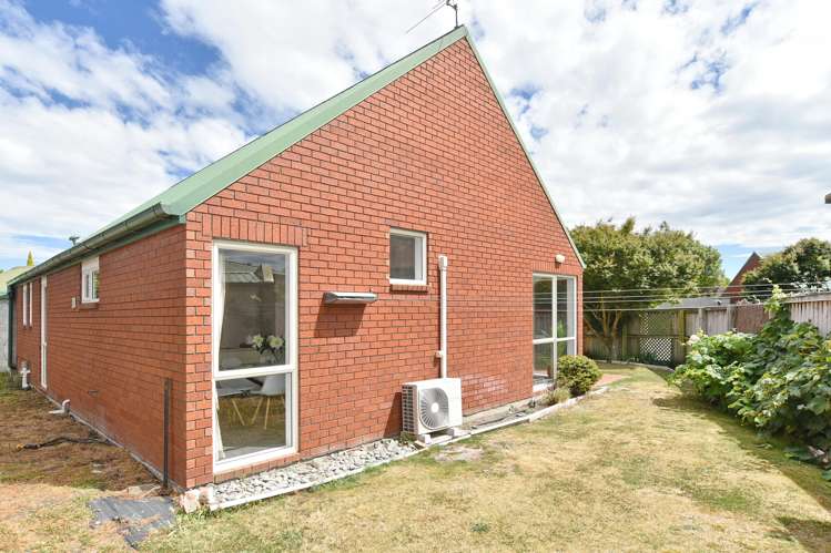 35e Larch Place Casebrook_16