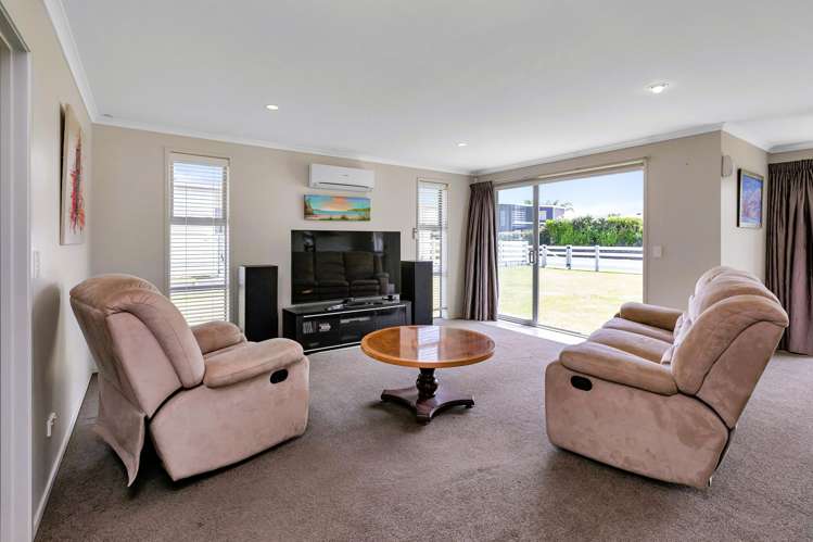 20 Sando Way One Tree Point_5