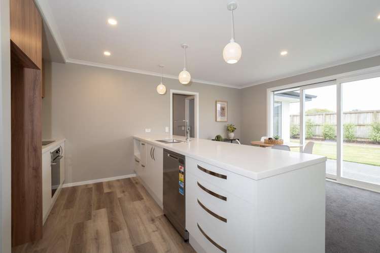 22 Strowan Avenue Hampstead_12