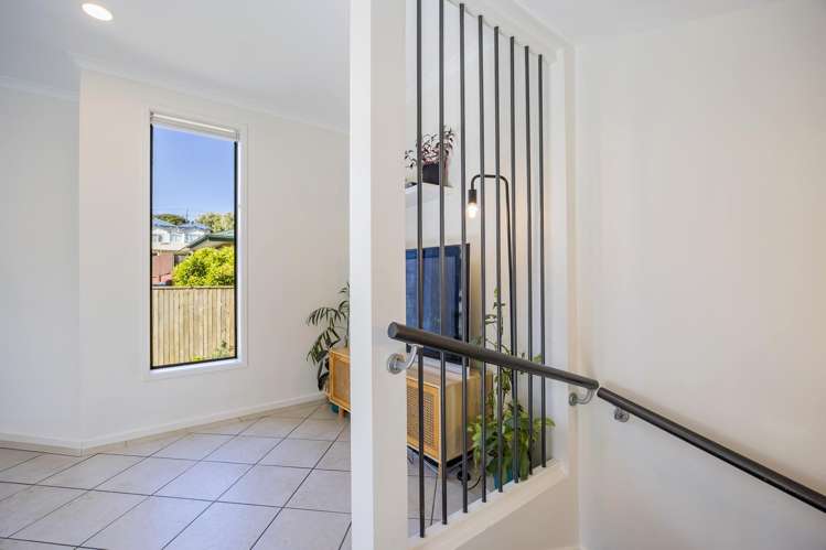 7 Barnea Circle Glen Eden_10