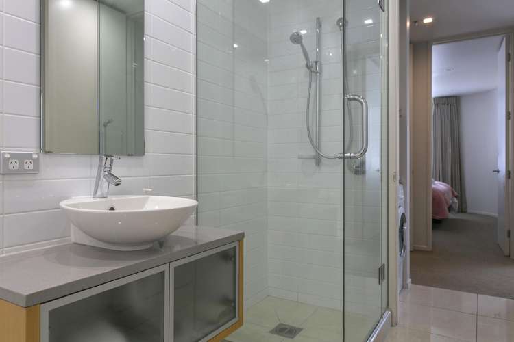 11/2 Lowell Place Waipahihi_21