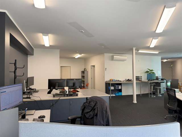 Unit 5, 69 Kaiwharawhara Road Kaiwharawhara_3