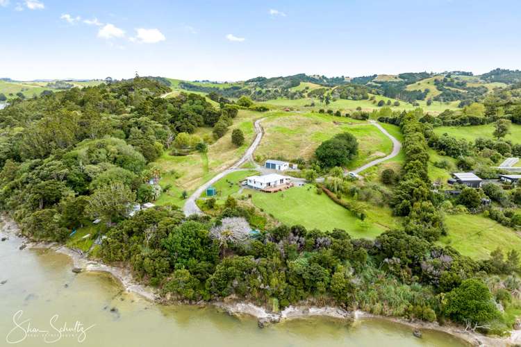 429 Heatley Road Whakapirau_64