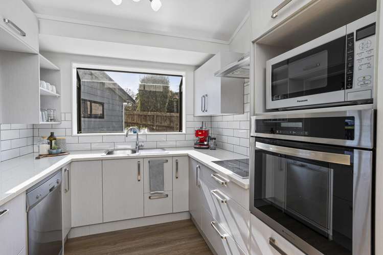 10 Coubray Place Botany Downs_7