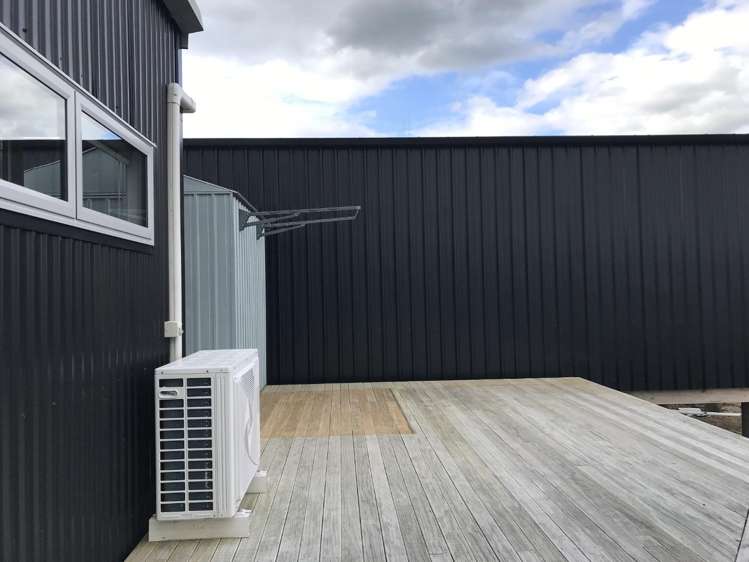 25 Fort Street 11373_3