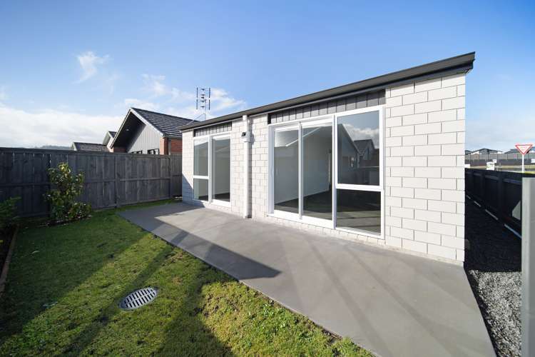 7 John Main Drive Ramarama_13