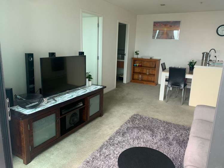 327/8 Dockside Lane Auckland Central_8