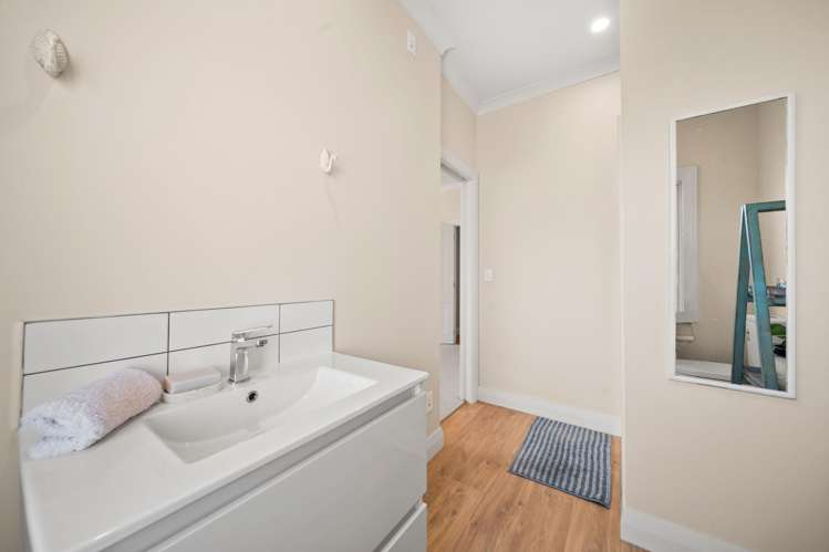 6 Mckerrow Place Featherston_15