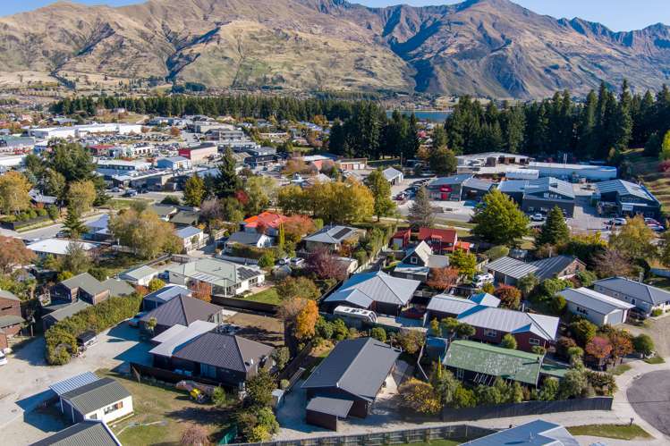 11 Achilles Place Wanaka_16