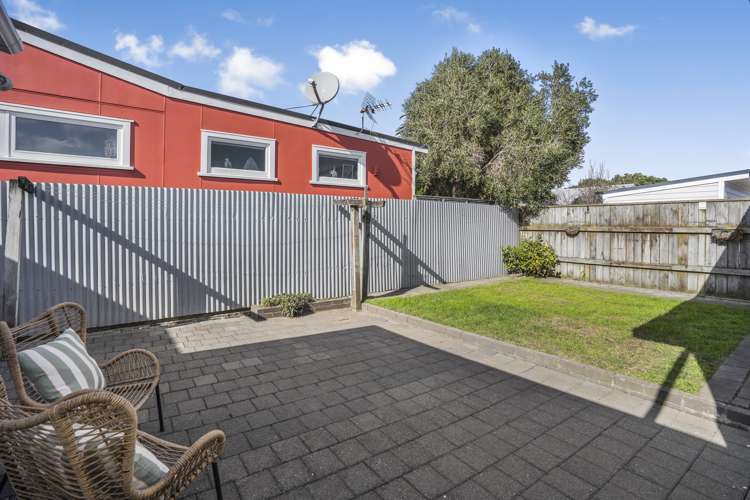 6 Adelaide Street Petone_16