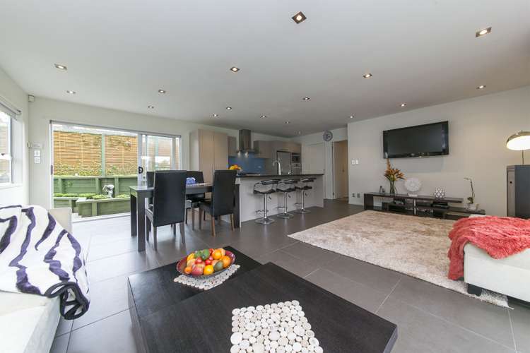 20 Onedin Place Titirangi_5