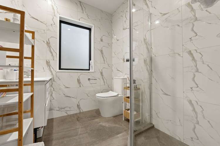 36 Koropa Road Flat Bush_16