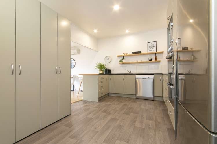 166 Henderson Valley Road Henderson_9