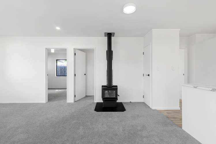 2/4 Elizabeth Street Tauhara_13