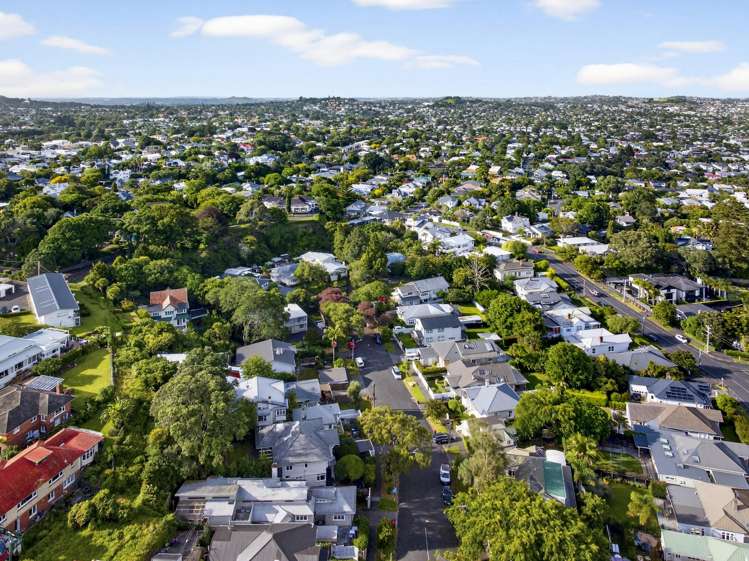 18 Charlton Avenue Mt Eden_17