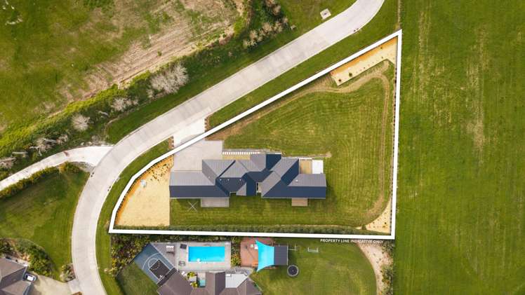 1 Runway Rise Dairy Flat_3