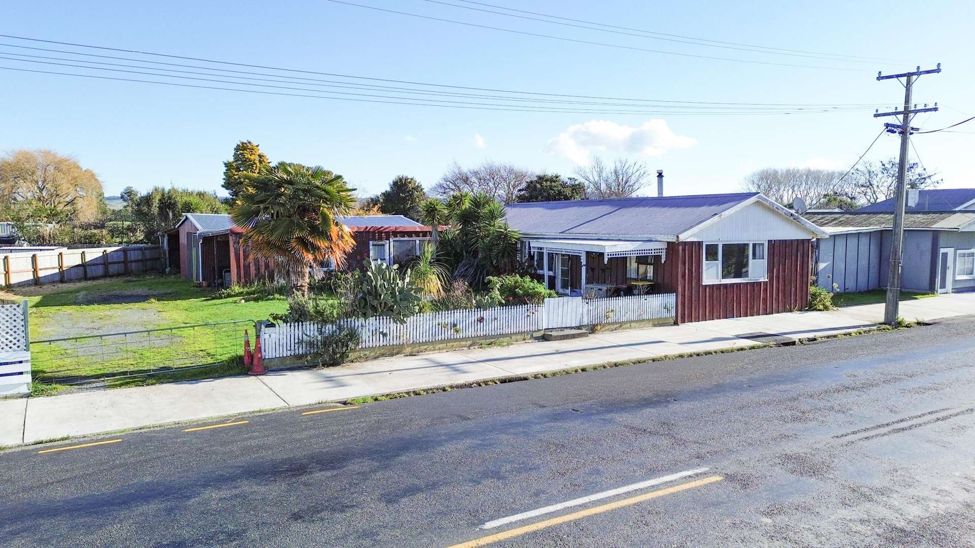 9 Front Miranda Road Waitakaruru_0