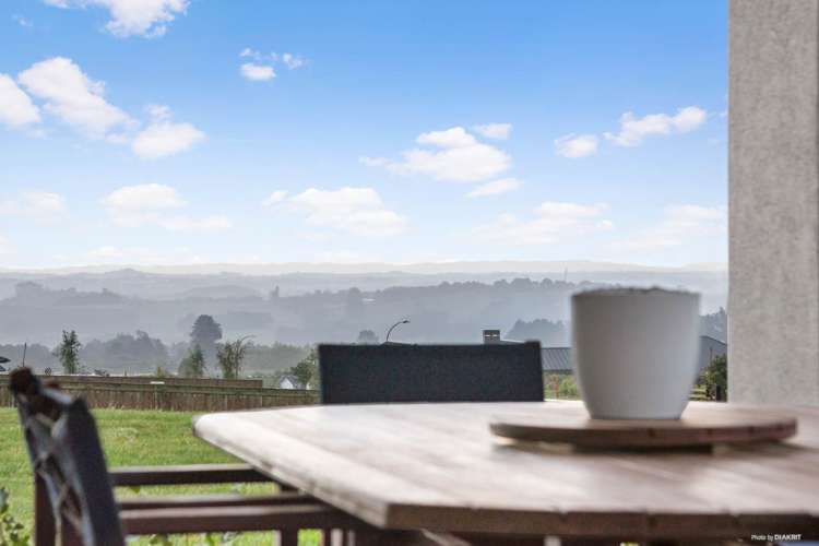 17 Lawrence Carter Drive Bombay_14