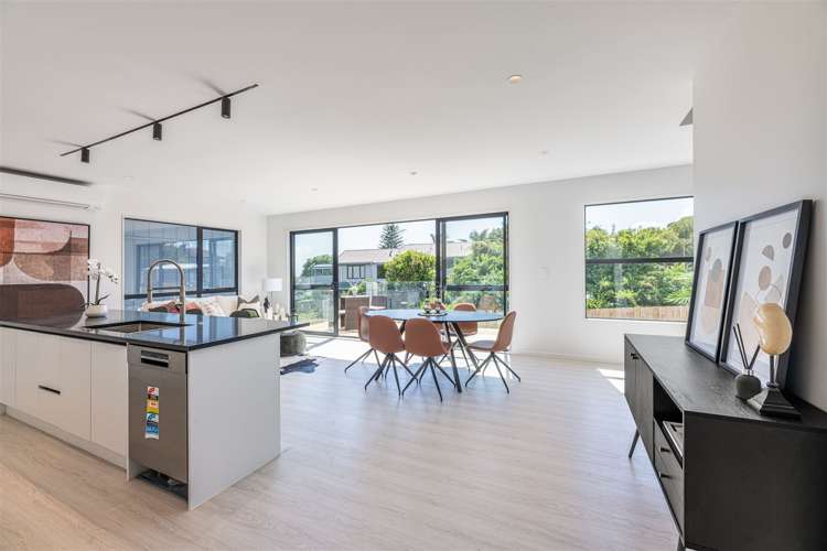 14c Firth Road Torbay_14