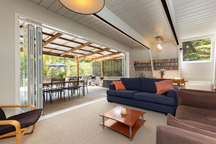 17 Victory Road Laingholm_12