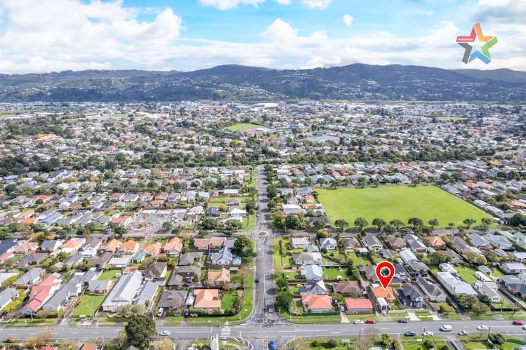 69 Waiwhetu Road Waterloo_18