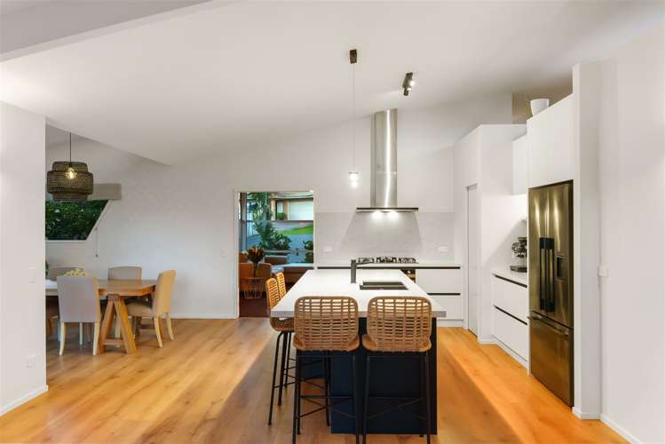 10 Baulcomb Parade Windsor Park_6