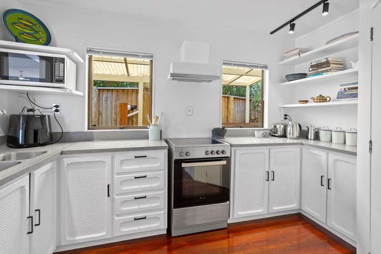 74 Punga Grove Avenue_5