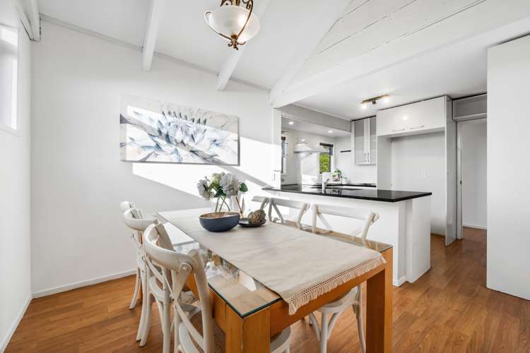 1/30 Curacao Place Half Moon Bay_8