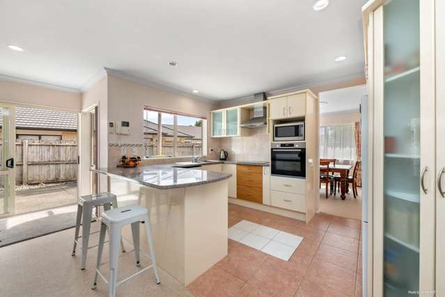 13 Tir Conaill Avenue Flat Bush_2