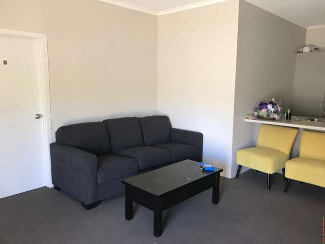 Room D/121C Tristram Street 10463_2