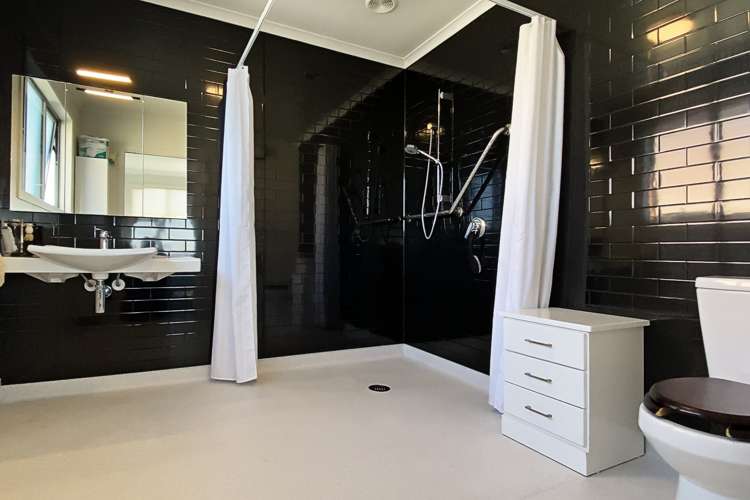 246 Marine Parade Bluff_10