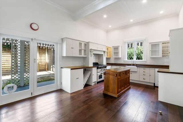 8 Campbelton Street Lawrence_1