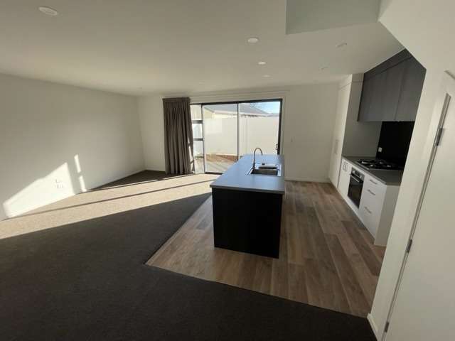 8/102 Swayne Rd Cambridge_3