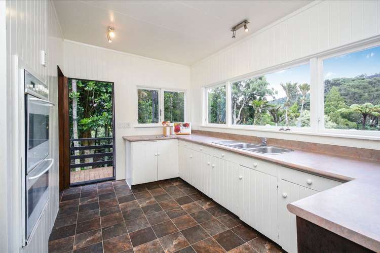 83 Waima Crescent Titirangi_6