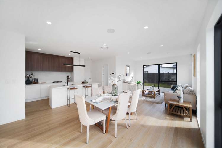 9 Korowhiti Road Clarks Beach_7