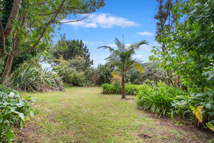 42 Rewarewa Road Te Atatu Peninsula_36
