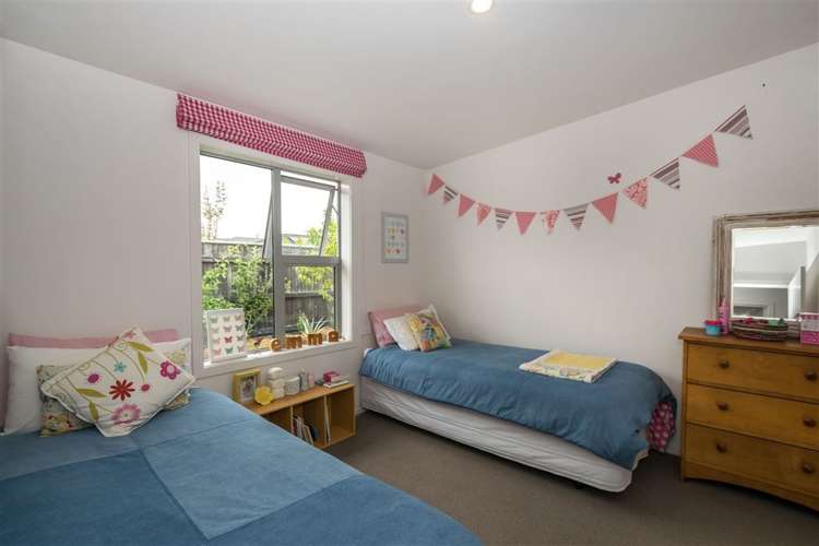 11 Nottinghill Drive Springlands_14