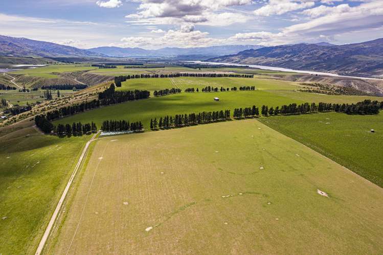 303 Burn Cottage Road, Lowburn Valley Cromwell_13