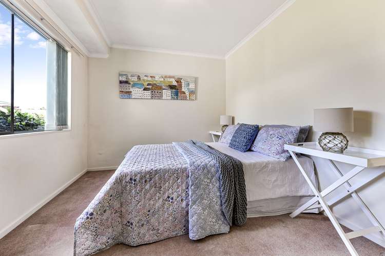 2/38 Sandwich Road Saint Andrews_11