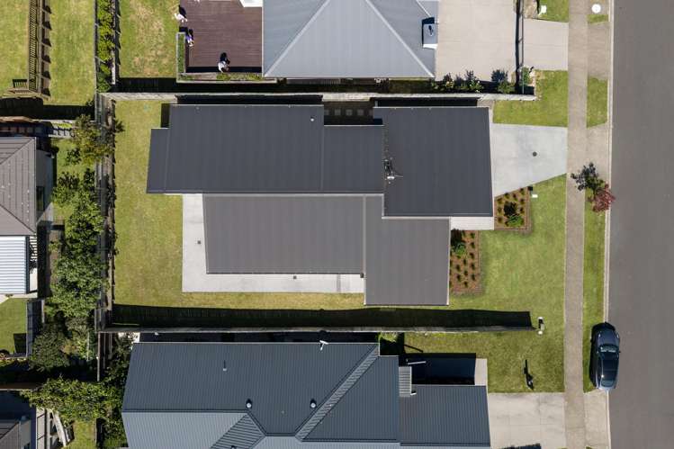 17 Puhirake Crescent Pyes Pa_17