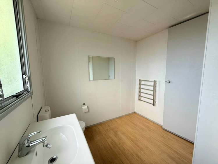 1/26 Barbados Drive Unsworth Heights_8