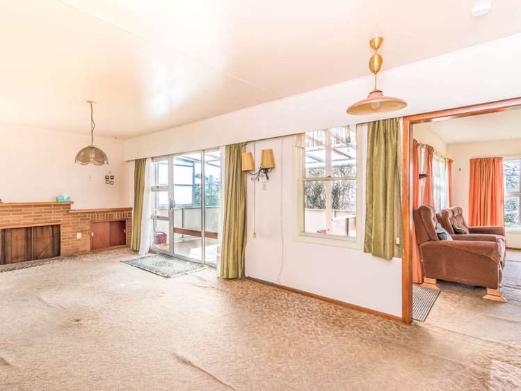 8 Sarona Avenue Glen Eden_8