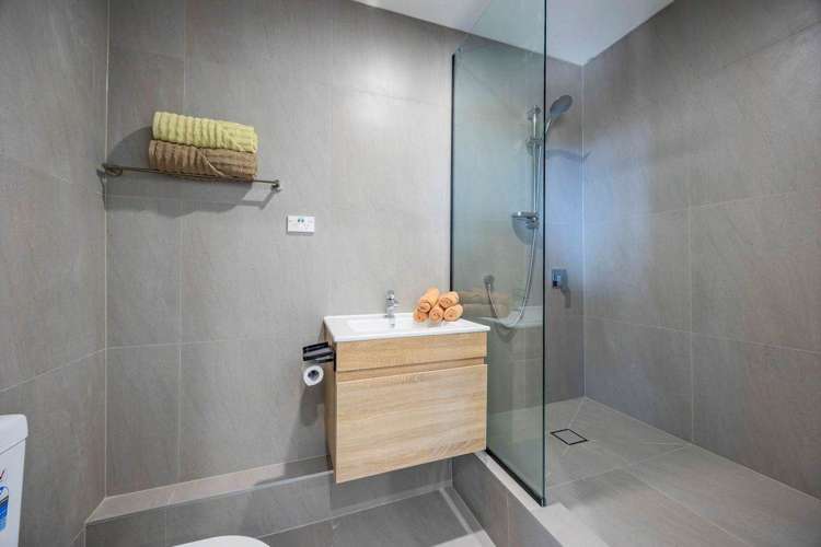 3 Dalmeny Close Murrays Bay_15