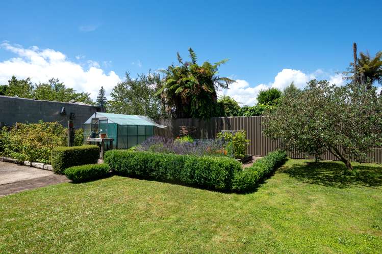 16 La Trobe Place Utuhina_21