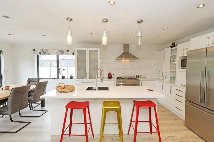 54 Hoffman Court Waikiwi_3