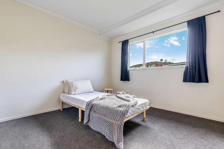 1 Henry Lane Patumahoe_8