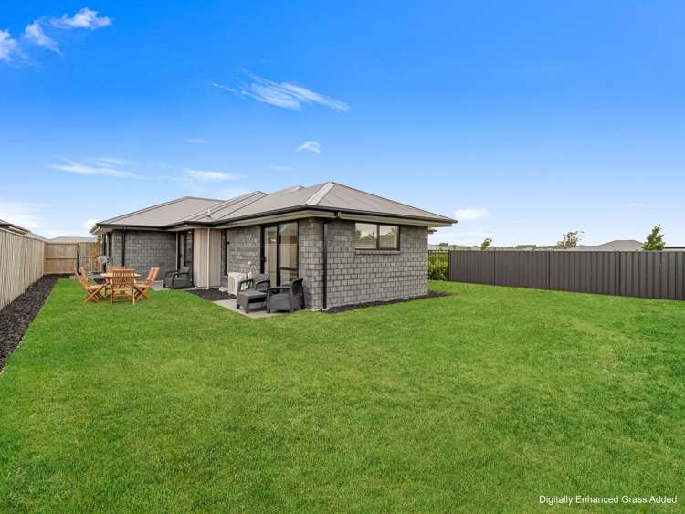 160 Faringdon Boulevard Rolleston_27