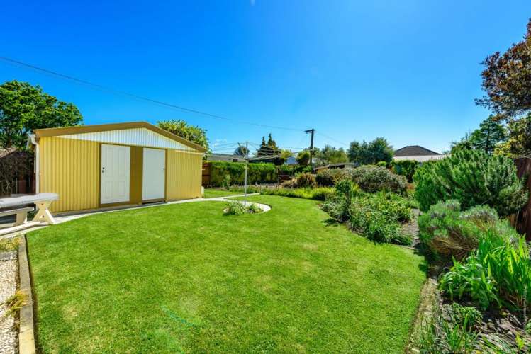 36 Aorangi Road Bryndwr_23
