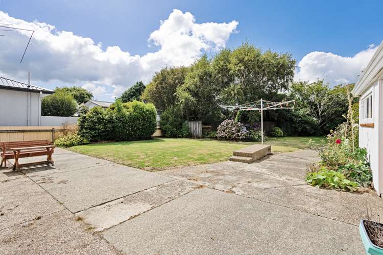 765 Queens Drive Waikiwi_9