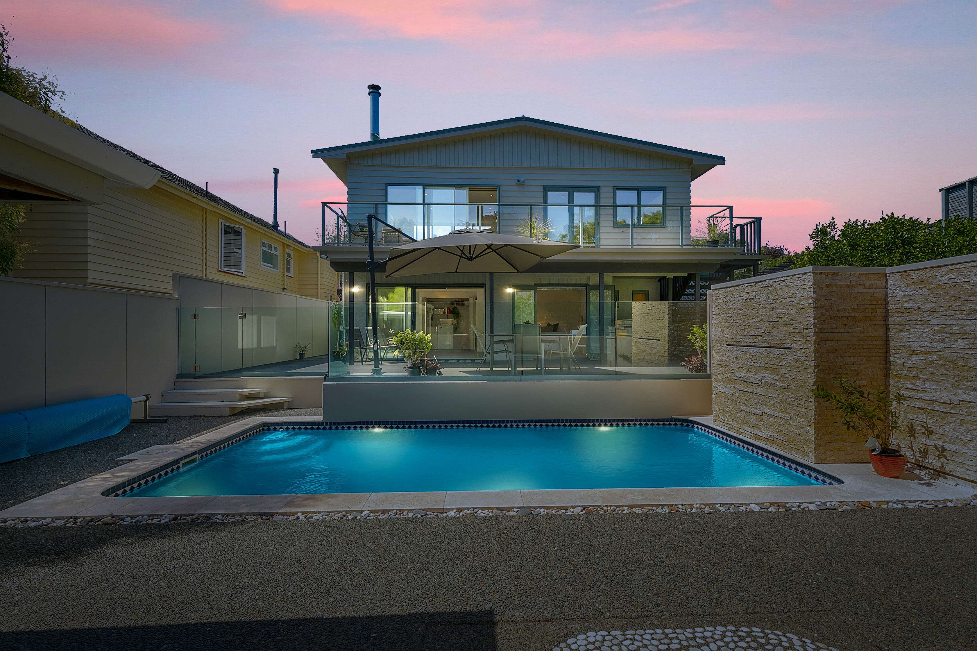 12 Dowling Grove Silverstream Upper Hutt City Houses for Sale